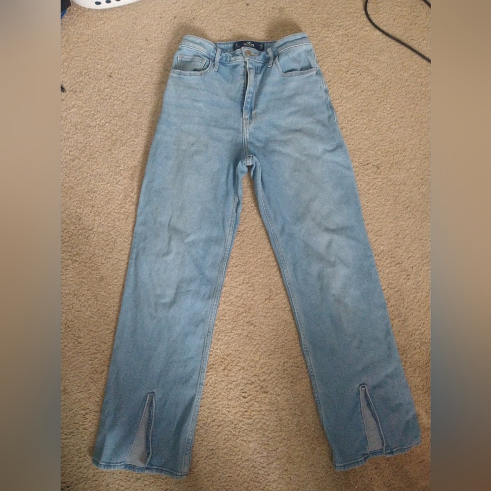 Hollister Ultra High Rise Dad Flared Jeans